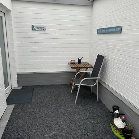 Mia, Urlaub Mit Hund, Eingezäunter Garten, Friedrichskoog-spitze Friedrichskoog