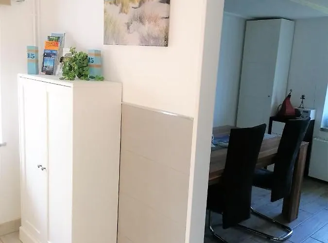 Mia, Urlaub Mit Hund, Eingezaeunter Garten, Friedrichskoog-spitze * Friedrichskoog